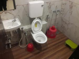 HOTEL SAI MEERA PALACE