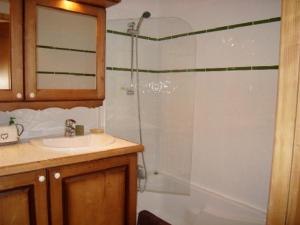 Appartement 6 pers avec piscine, 2 chambres, parking, Crest-Voland - FR-1-733-130