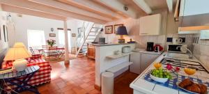 Villas Petite maison de village avec etage : photos des chambres
