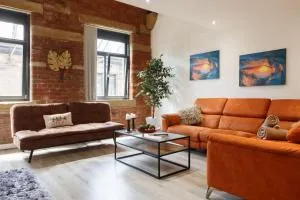 Modern 2 Bedroom with 75” TV & Free Wi-Fi - 伊登