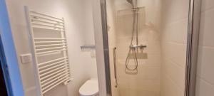 Maison de pays avec étage