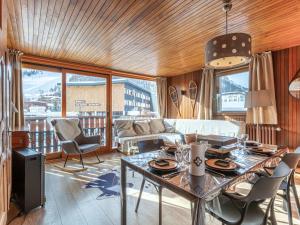 Appartement central et lumineux à Val-dIsère, proche des pistes et commodités - FR-1-694-221