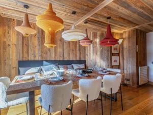 Appartement luxe 4 pièces + studio, terrasse Sud, centre Val-dIsère, 2023, 8 personnes - FR-1-694-149