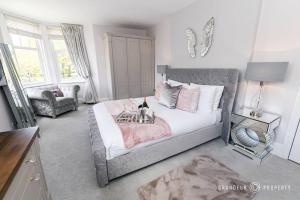 Central Park Suite by Grandeur Property