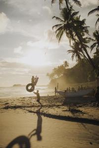 Beach House Kalukatiya - Family Villa, Seaview Room, Garden Room