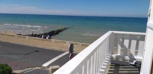 Vue exceptionnelle en front de mer, 8 personnes