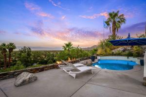 Santorini House Panoramic Palm Springs Views