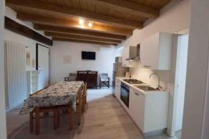 La casa del Pino a due passi dal lago