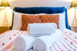 WiFi | 2bedrooms | 10min away to Major Attractions