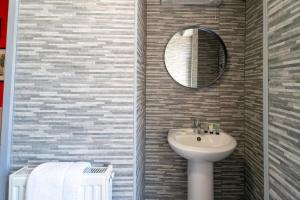 Cardiff Getaway - City Center - Free Parking