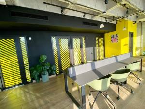 Cómodo y lujoso apartamento frente a Macroplaza