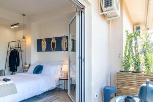 Central Kifissia BLέ & ÁPPεROL Malomar Homing