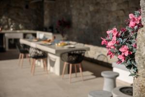 Villa Milagro 4Br with Sea View Mikri Vigla Beach