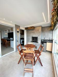 Apt Enseada Vista mar