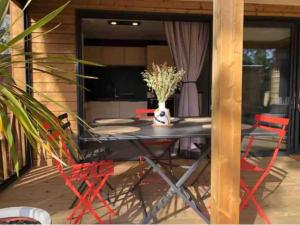 Chalets Cottage La Petite Bauloise - Piscine sous dome - Parking : photos des chambres