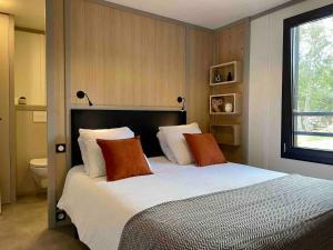 Chalets Cottage La Petite Bauloise - Piscine sous dome - Parking : photos des chambres