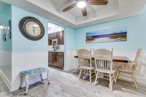Central Mary Esther Condo 5 Mi to Okaloosa Island!