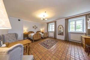 Comfort Double or Twin Room room in Pałac Galiny