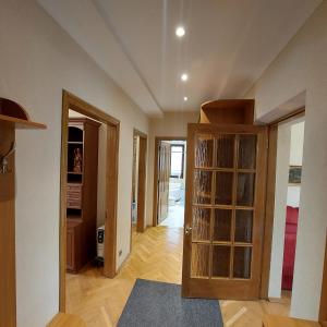 Luxury Apartments Darvina Street