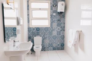 The Seven Six by Elegant Hospitality - Steps to 5A Mall