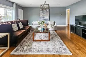 Spacious Apt Min to Downtown Culver City & Venice Beach - بالمز