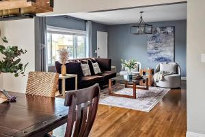 Stylish Hm Near Beach, Restaurants & Parking CC A