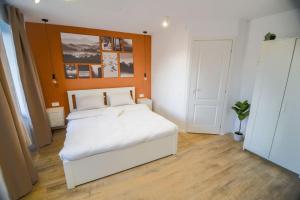 Chic Studio Near Old Town