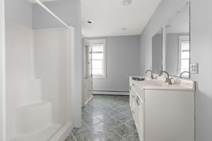 6 10th Top Apartment Oceanview