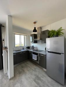 Superbe appartement en rez-de-jardin avec vue mer