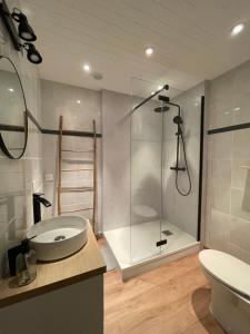 Superbe appartement en rez-de-jardin avec vue mer