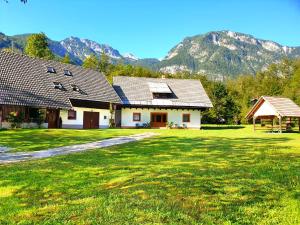 Apartmaji Zupanc Ivanka - 4hvězdičkové hotely ve městě Bohinj