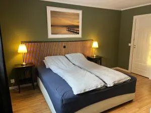 Stue, soverom og bad - Blikkberget