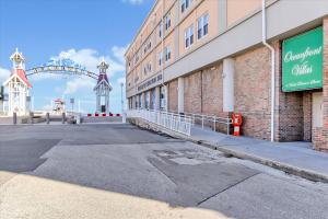 Oceanfront Villa 3 (105) Boardwalk Oceanfront