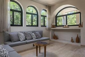 NewPrivate pool.200mb.#1 rooftop