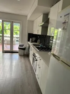 103B Mitre St Plantation House - Peel