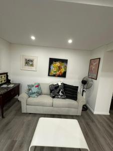 103B Mitre St Plantation House