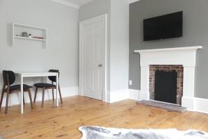 Historic Downtown Apt #2