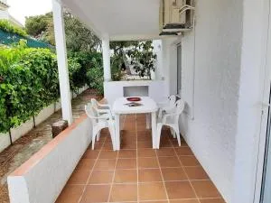 Amplio apartamento en planta baja con terraza y jardín, cerca de la playa Carboneras, Llançà - ES-170-1 - El Puerto