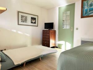 Studio 2 couchages avec jardin à Bormes-les-Mimosas - FR-1-251-583