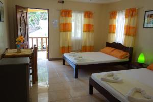 SLAMS Garden Dive Resort