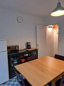 Appartements Logement atypique a Ornans : photos des chambres