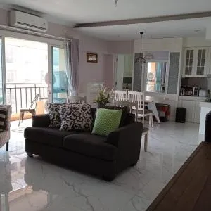 Homey Cozy 3 Bedrooms Apt By Barokah - Dago Homey Cozy 3 Bedrooms Apt By Barokah - Dago
