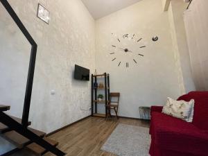 2-х уровневая квартира 100м от ТРЦ Французский Бульвар,Неврологія!