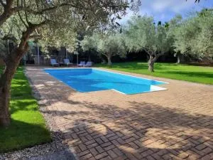 Varkiza Minimal Residence-5minSea - Vari