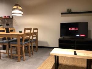 Apartamento dúplex en el puente histórico, Gra de Fajol