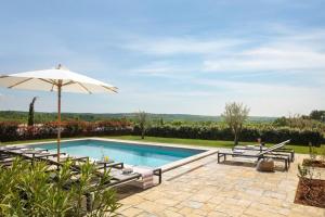 Rustic Villa Cardamine with a pool in Istria