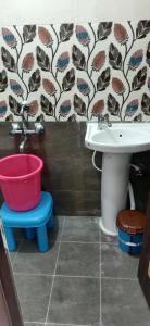 Castle Hebbal Service Apartments