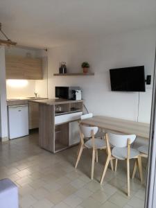 Studio à Hyères Port - Proche de toutes commodités