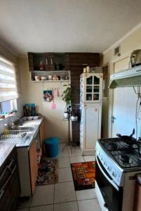 Casa con buena ubicación estacionamiento gratuito