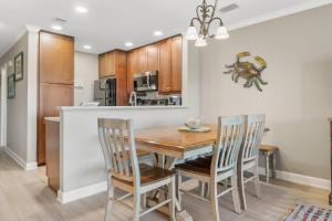 Seascape Lakefront Villa 234